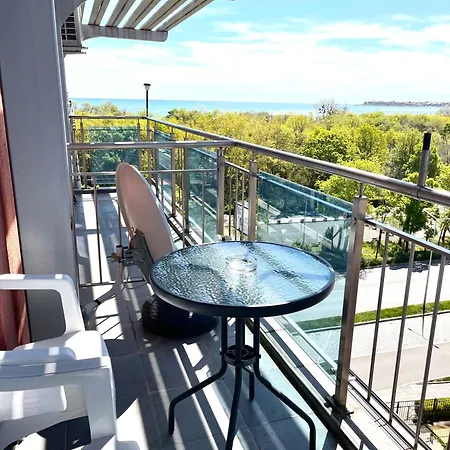 Sea View Cacao Апартамент *